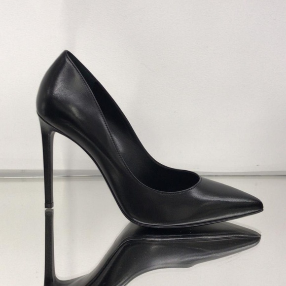 Saint Laurent Black 'Tripon' Leather Pumps - Picture 1 of 8